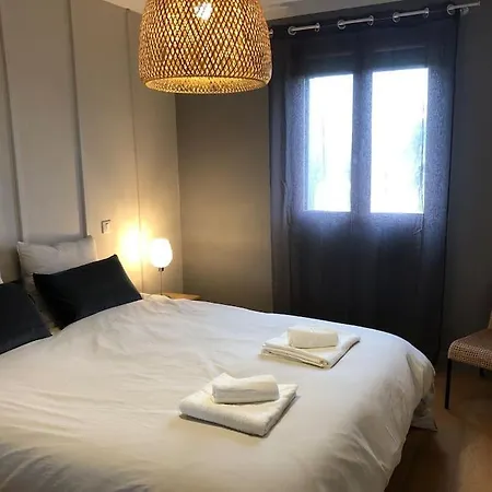 فيلة *villa Style Chalet Avec Piscine Et Jacuzzi*
